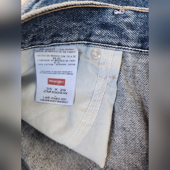 Wrangler Mens Authentics Classic Relaxed Fit Jean - Picture 4 of 6